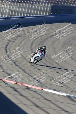 media/Jan-21-2023-Fastrack Riders (Sat) [[fcf3f88a30]]/Level 4/Session 2 Nascar 1/